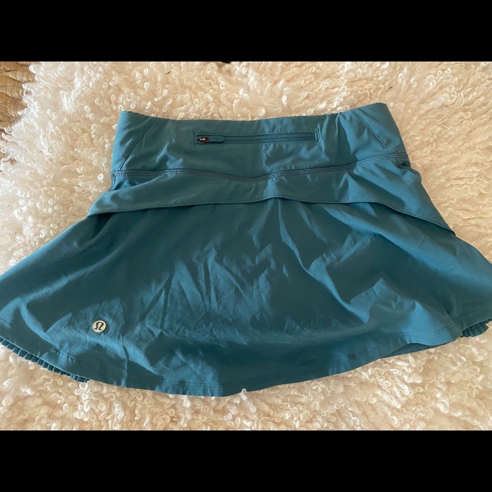 LULULEMON Play Off The Pleats